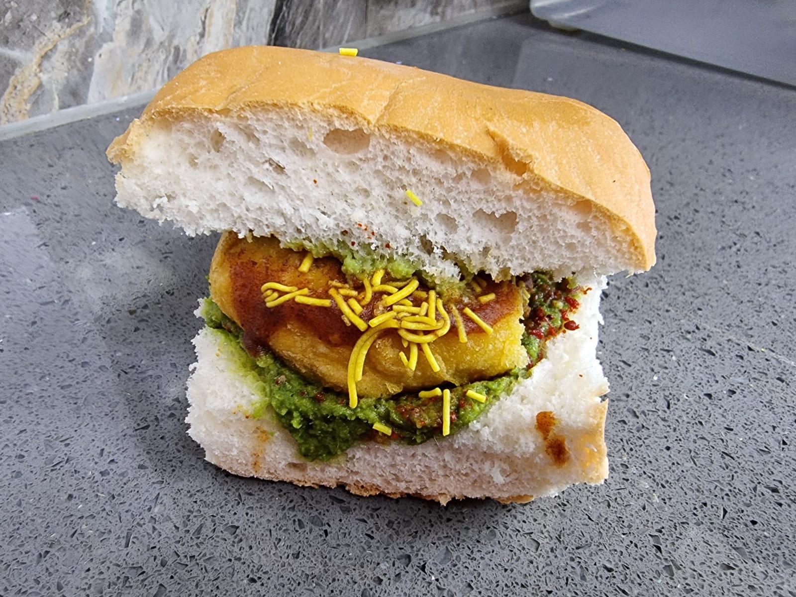 image of vada pav